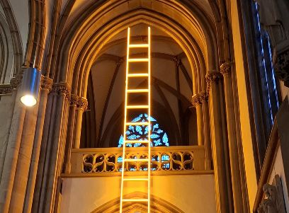 Leiter in der Kirche